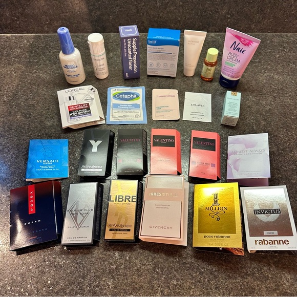 Assorted Beauty Skincare & Fragrance Sample Lot - 24 New Items - Picture 1 of 2